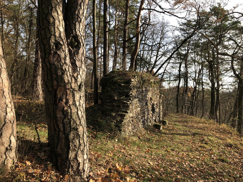 Přes Křikavu za Kelty a menhiry