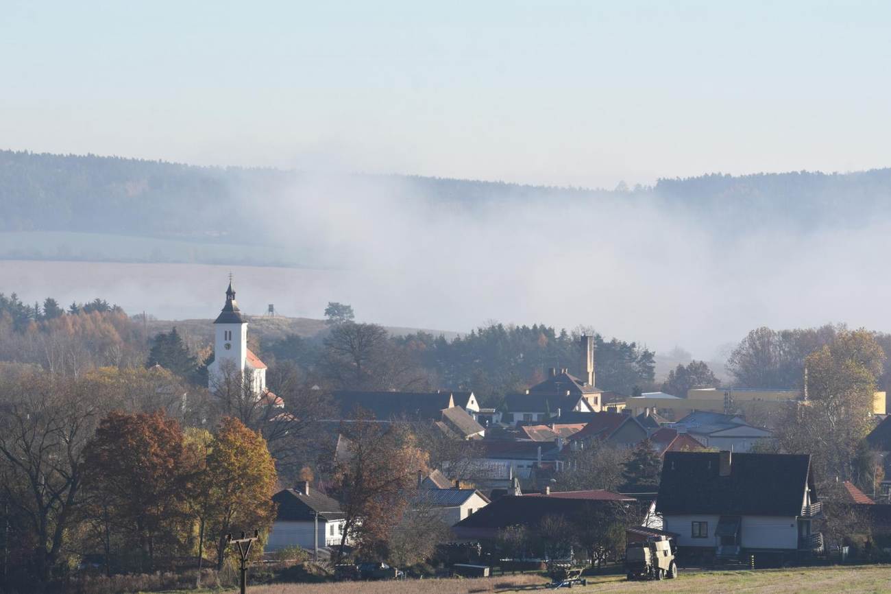 Z Píseckých hor do údolí Blanice